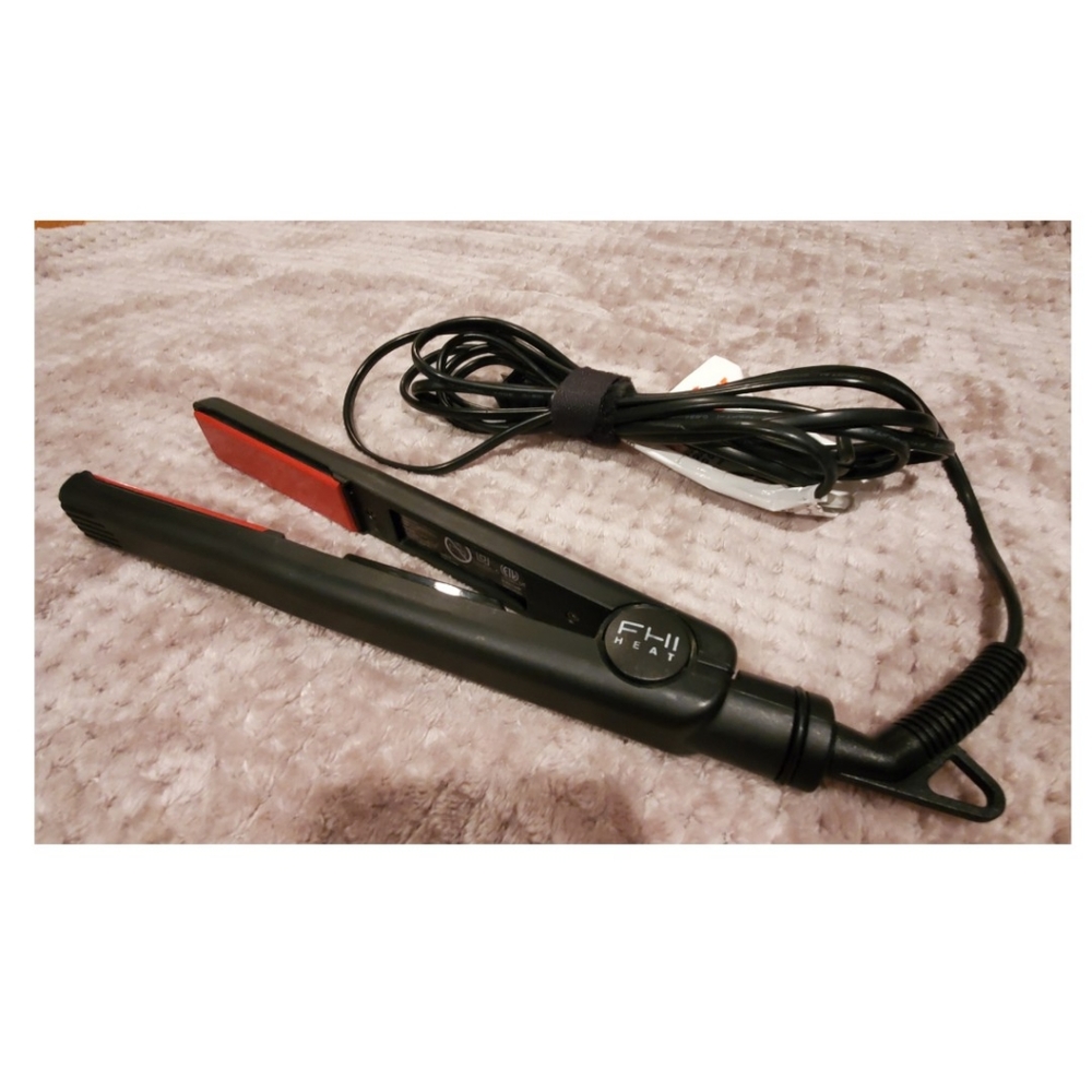 FHI 1 inch Platform Tourmaline Ceramic Pro Styler